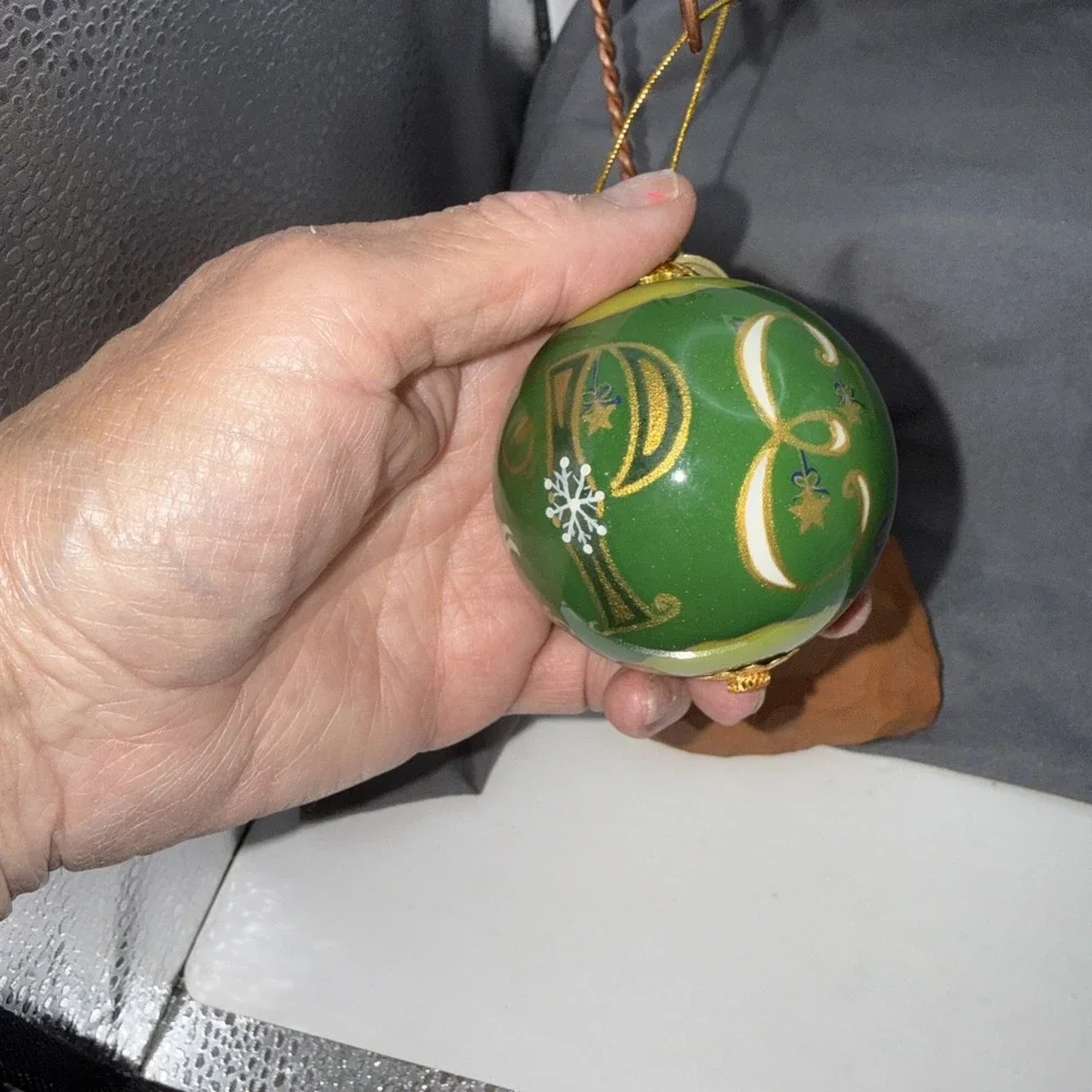 Pier 1 Christmas Ornament Peace Green 2016 With Box